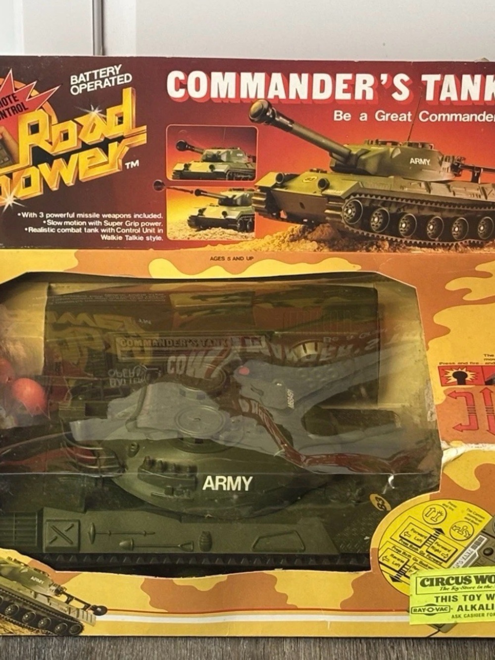 Vintage 1983 toy Commander’s Tank - corded remote battery operated